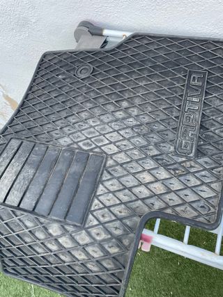 Alfombras Chevrolet Captiva