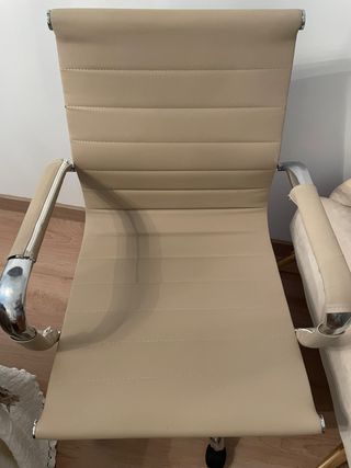 Silla de oficina polipiel beige y metal