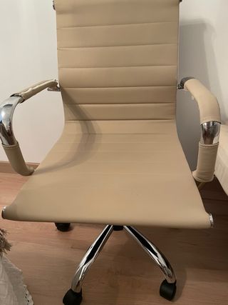 Silla de oficina polipiel beige y metal
