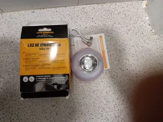 Luz de emergencia V16 - Señalización coche