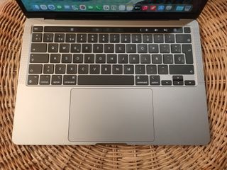 MACBOOK PRO M2 16 GB DE RAM NUEVO