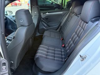 Volkswagen Golf VI GTI DSG 2010