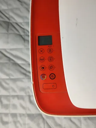 Impresora HP Roja y Blanca