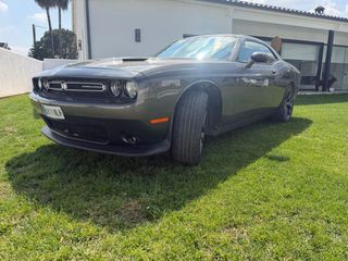 Dodge Challenger 2019