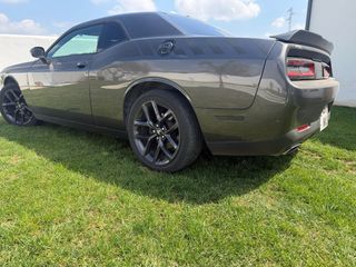 Dodge Challenger 2019