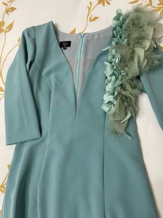 Vestido fiesta escote V verde