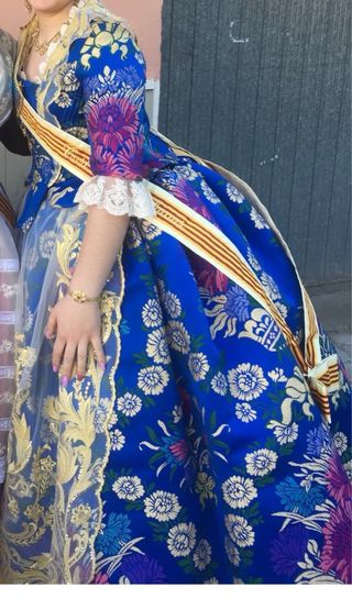 Vestido de Fallera Azul con Flores