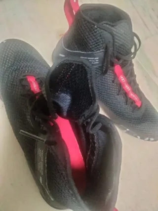 Botas de boxeo Outshock negras