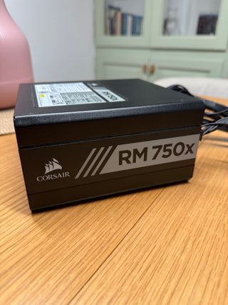 Fuente de alimentación Corsair RM750x Modular