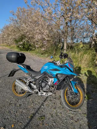MITT 555 TT Adventure - Azul/Dorado