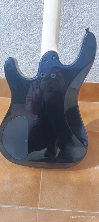Guitarra Eléctrica Negra, Cort KX100bkm