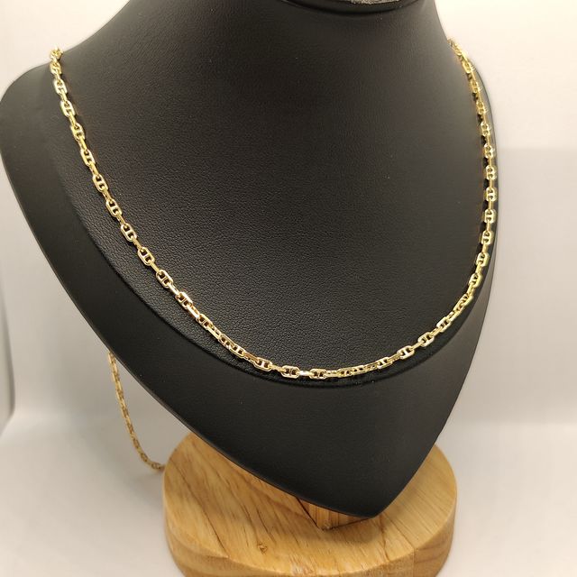 Cadena de oro de 18k. Peso: 13.09 g.