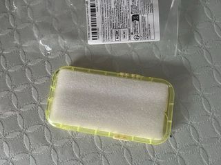 Funda iPhone 13 Momo Baby Lunares Amarilla