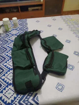 Riñonera de pesca verde