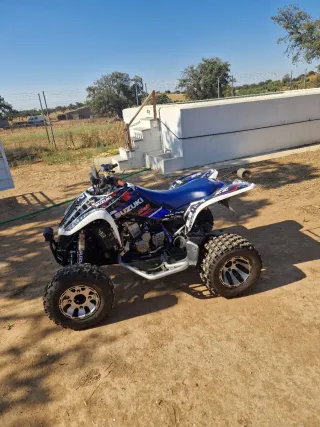 Suzuki LTZ 400 Quad Azul/Blanco