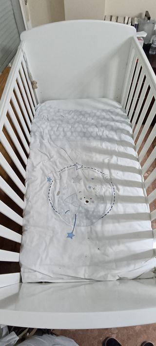Maxicuna Tramas 70x140 + Colchón + Sábanas