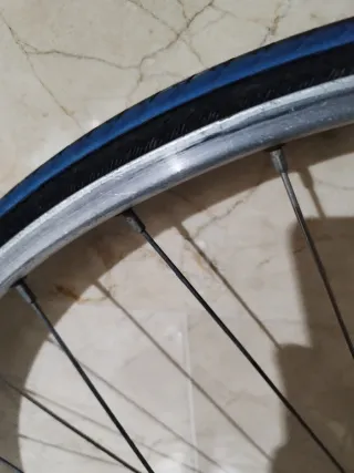 Rueda Delantera Vintage 700