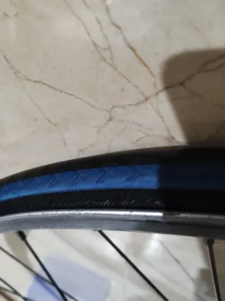 Rueda Delantera Vintage 700