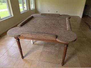 Mesa de juegos para 4 personas