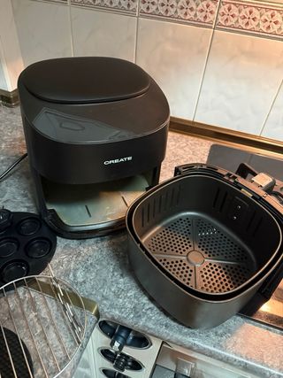 Freidora de aire Create negra 3.5L
