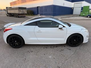Peugeot RCZ 2010