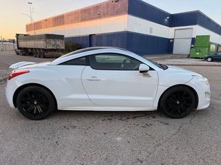 Peugeot RCZ 2010