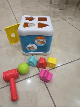 Gioco incastri Chicco con martello