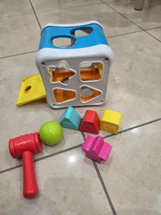 Gioco incastri Chicco con martello