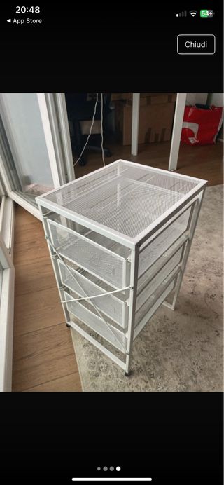 Cassettiera in metallo bianca