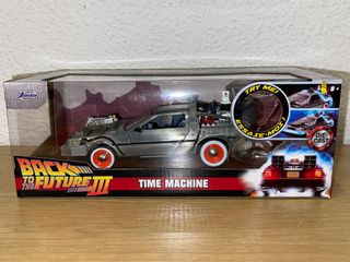 Coche DeLorean Regreso al Futuro III 1:24 con LUZ