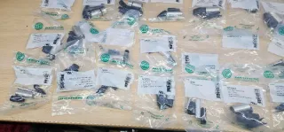 Lote de 25 Conectores Neutrik XLR y Jack NP2X