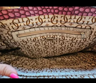 Borsa Guess effetto coccodrillo vintage