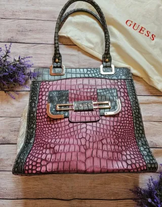 Borsa Guess effetto coccodrillo vintage