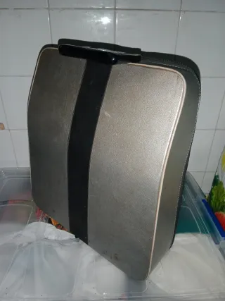 Máquina de escribir Olivetti Lettera DL