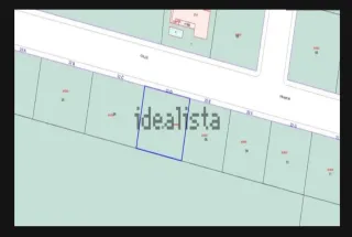 Terreno en calle Francia - Tiro pichon
