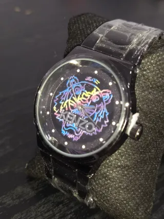 Reloj Kenzo Multicolor y negro