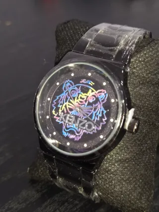 Reloj Kenzo Multicolor y negro