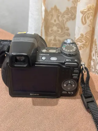 Cámara Sony Cyber-shot DSC-H5 12x Zoom