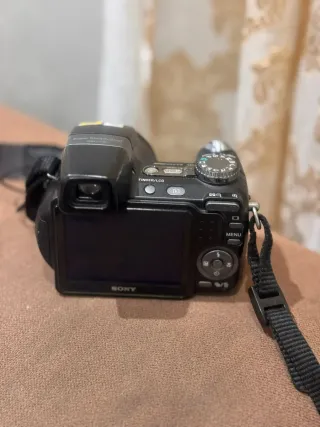 Cámara Sony Cyber-shot DSC-H5 12x Zoom