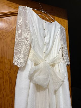 Vestido de comunión para niña Marca El Caballo