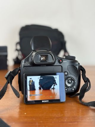 Sony HX300 Zoom 50x (Lente Carl Zeiss) + Mochila