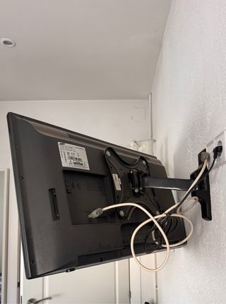 Televisor Samsung Negro 32” con o sin soporte