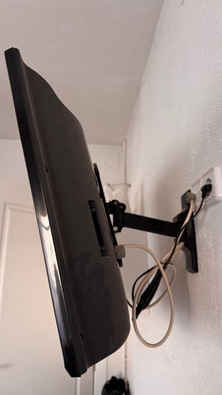 Televisor Samsung Negro 32” con o sin soporte