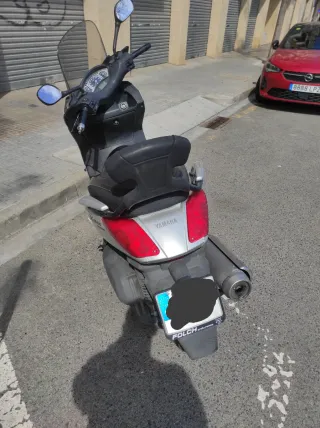 Yamaha X-MAX 125 Scooter Maxi