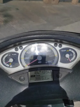 Yamaha X-MAX 125 Scooter Maxi