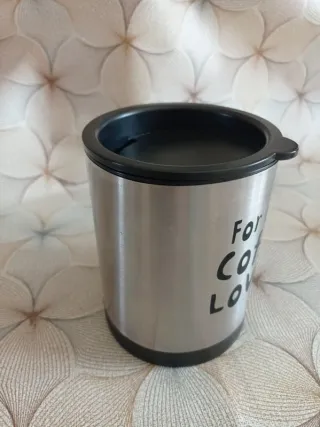 Tazza auto-mescolante per amanti del caffè