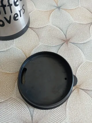 Tazza auto-mescolante per amanti del caffè