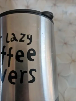 Tazza auto-mescolante per amanti del caffè