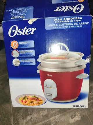 Oster Arrocera Eléctrica con Vapor