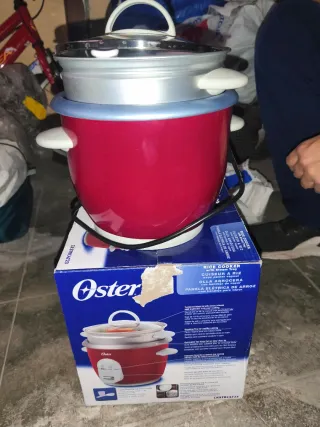 Oster Arrocera Eléctrica con Vapor